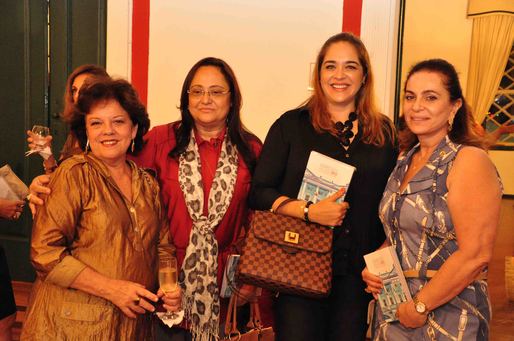 Janete Freitas, Ana Carrera, Adriana Amaral e Tita Souza