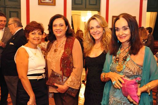 Teresa Queiroz, Yeda Pedreira, Gilka e Vera Luedy