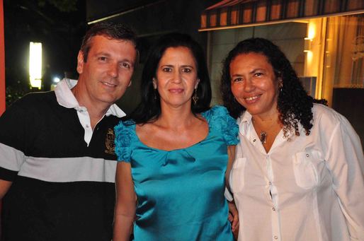 Guilherme e Regina Linhares e Fátima Linhares