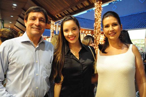 Luciano Sousa, Carol Porto e Yara Barbosa