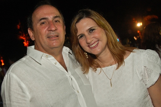 João Gualberto e Geisy Fiedra