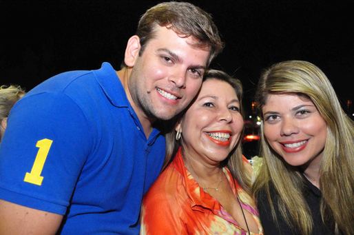 Rafael Fernandes, Juju Luz e Larissa Freitas