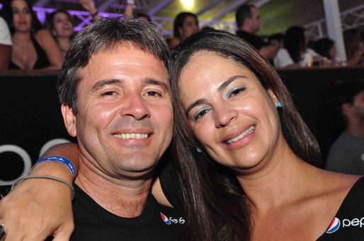 Juliana e Carlinhos Serra