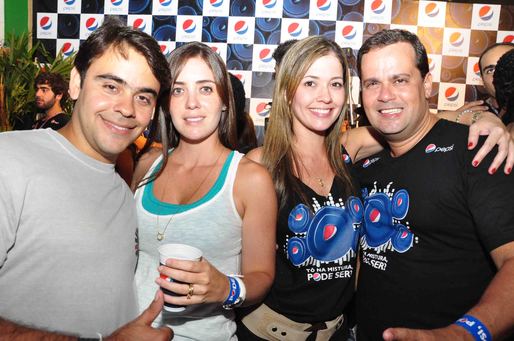 Mario Alonso, Thais Hasseelman, Veronica Antunes e Marcio Aguiar