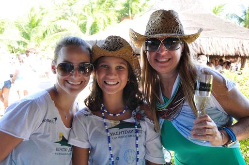 Camila Brunetto, Maria Eduarda e Nancy Torres