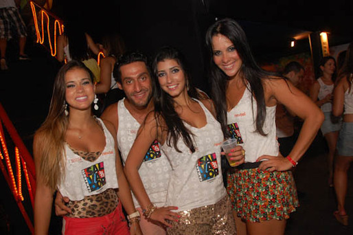 Itainara Oliveira, Luis Gaban, Mariana Brotto e Lívia Prado