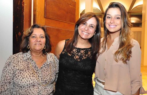 Ana, Elane e Bruna Varjão