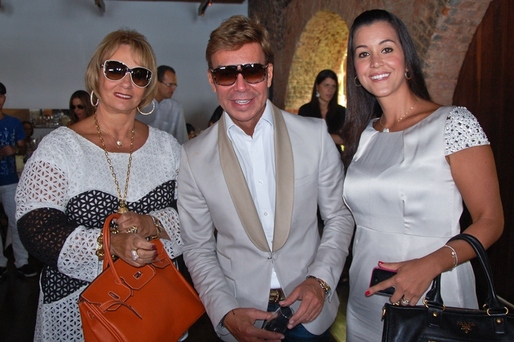 Bia Alonso, Carlinhos Rodeiro e Bianca Alonso