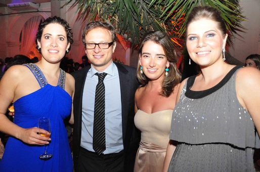 Milena Lopez, Frederico Cokogan, Luciana Barreto e Natasha Barnaber