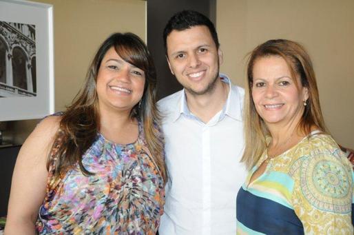 Ana Paula Guimaraes, Thiago Manarelli e Rosangela Meira