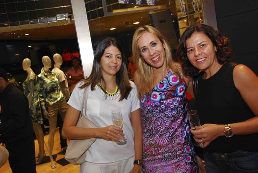 ODETE FRANK, GABRIELA VIEIRA E PATRICIA MUNOZ