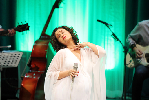 Maria Rita canta Elis na Concha Acustica do Teatro Castro Alves 2 - Salvador - BA