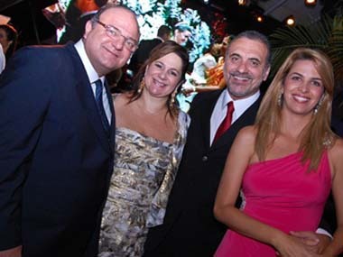 Cândido Vaccarezza e Maria de Lourdes com Nelson e Fabiane Pellegrino