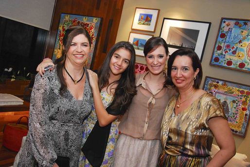 Rosa Brim, Alice Brim, Fabíola Fontana e Daniela Prudente