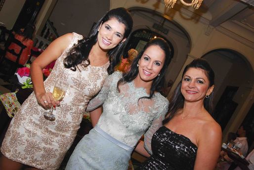 Karoline Vitório, Jaqueline Vitório e Simone Vitório