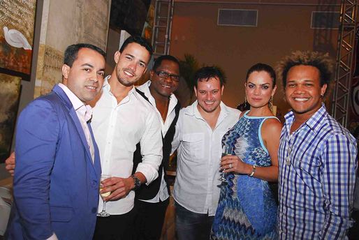 Larry Farias, André Silvany, Tatau, Manoe Góes, Janine Andrade e Uran Rodrigues