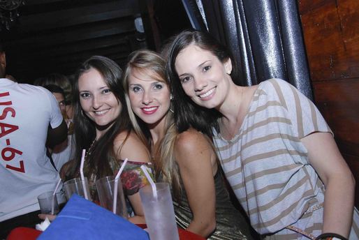 Ellen Goelzer e amigas na despedida de solteira