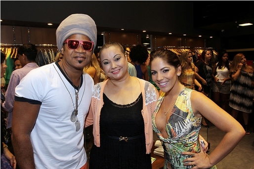 Carlinhos Brown ,a empresaria  Sandra Magalhaes e a ex bbb Anamara