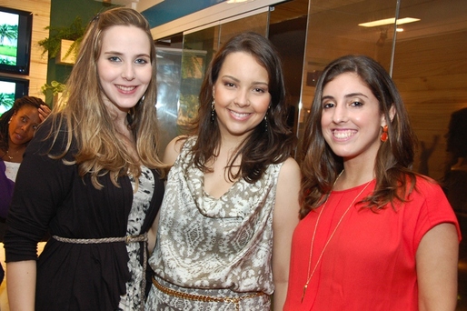 Elisa Furian, Paula Eça e Juliana Fagundes