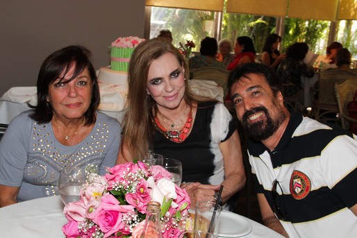 Kissinha Borges, Karla Borges e Jacques de Bezuvoin