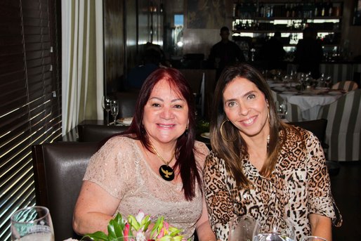 Solange Carneiro e Gorete Brito