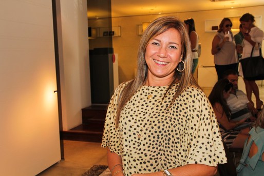 Adelia Esteves