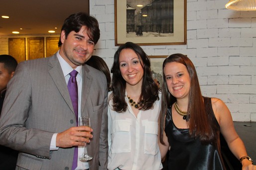 Andre Fidalgo, Livia Bahiense e Taisa Pithon