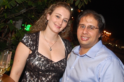 Oliivia Brandi e Adriano Guedes