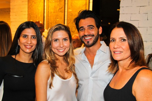 Karine Queiroz, Rafaela Meccia, Marlon Gama e Conceição Queiroz