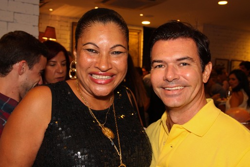 Marta Goes e Emerson Carvalho