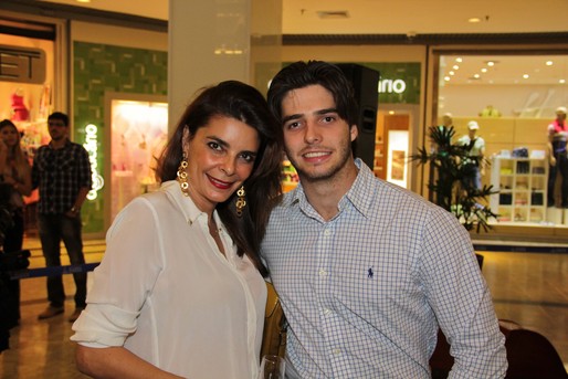 Bruno Cobas e Paula Arcoverde