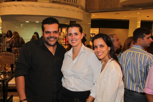 Felipe Caribé, Cassiane Baldasso e Verena Pena