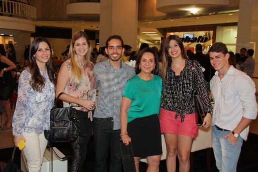 Renata Fernandes, Monica Cronemberger, Pablo Caribé, Regina Weckerle, Ysabela Von Flach e Alisson Carvalho