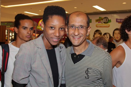 Indira Carvalho, Herio Menezes