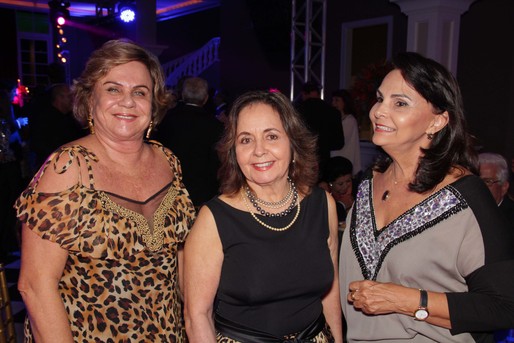 Catia Quastler, Ester Leal e Lygia Costa