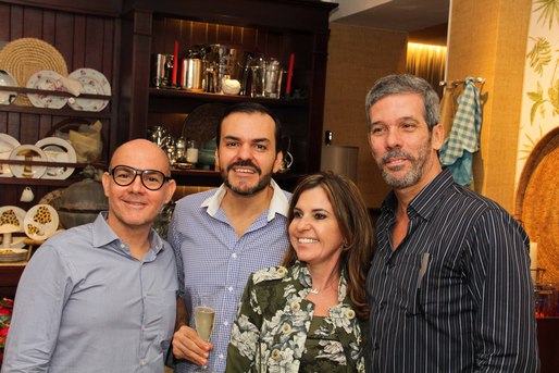 Eduardo Barreto, Marilia Summers, Mauricio Pinto e Almo.