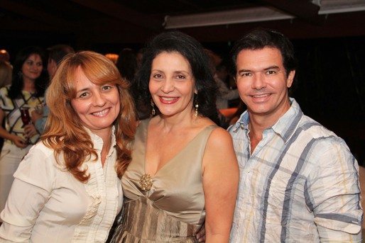 Josy Moraes, Adele Gatto e Emerson Carvalho