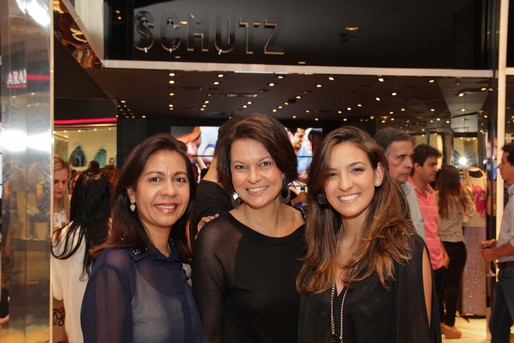 Fatima Araujo, Sabrina Furtado e Carolina Furtado