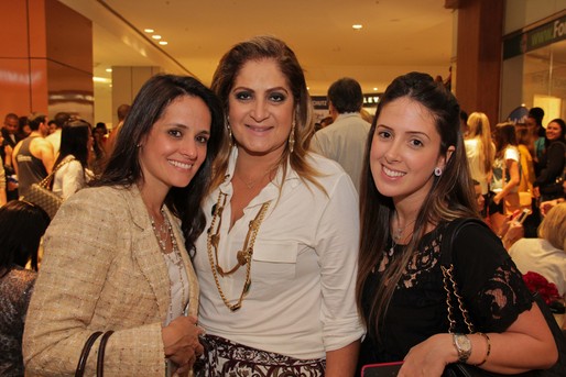 Flavia Abubaki, Simone Naves e Priscila Amoedo