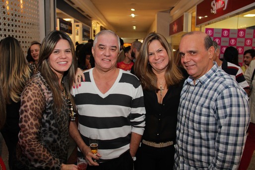 Paula, Marcelo e Sandra Duarte e Ewerton Visco