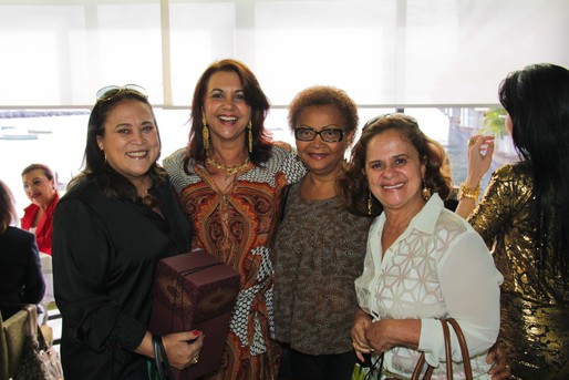 Angela Nascimento, Ozana Barreto, Madalena Borba e Solange Souza