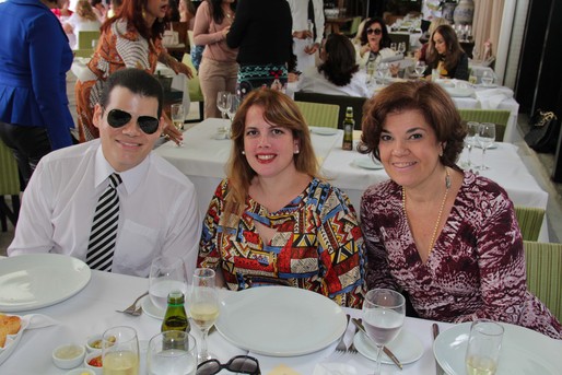 Marcus Mettig, Fernanda Freitas e Jacqueline Costa Lino