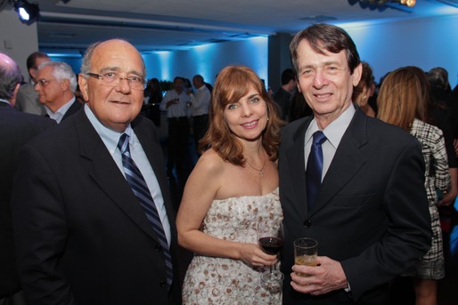 Valnei Freire, Mosa Casta e Armando Tavares