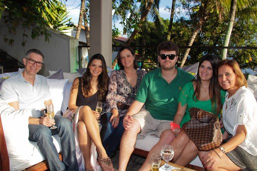 Vicente, Camila e Karla Kruschewsky, Daniel Dantas, Ester e Tania Kruschewsky