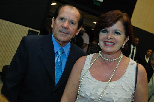 Carlos Eduardo Ferraz e Aline Meneze