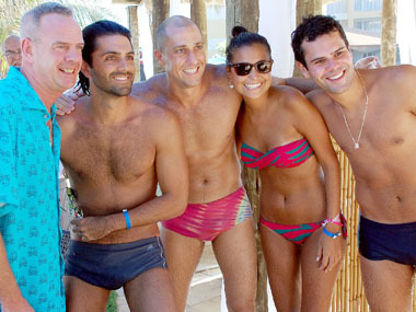 Fatboy Slim, Tiago Nascimento, Nurie Saad, Ana Borges e Gabriel Arruda