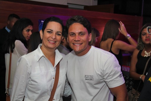 Cintia Cosmo e Rodrigo Moura