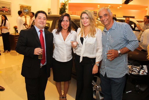 Ricardo Shida, Evelin Muzy, Alessandra Leite e Ronaldo Wenc