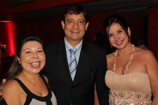 Juju Luz, Luciano Souza e Yara Barbosa