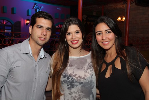 Lucas Beckerath, Isabela Von Flach e Camila Cavalcanti